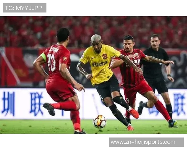 恒大与宏远的巅峰对决谁能在赛场上笑到最后揭晓篮球传奇新篇章 恒大与宏远的巅峰对决谁能在赛场上笑到最后揭晓篮球传奇新篇章